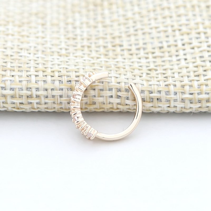 Multi CZ Ear Cuff - Gold-Body Piercing Jewellery, Cubic Zirconia, Ear Cuffs, earrings, Jewellery, Non-Pierced, Women's Earrings, Women's Jewellery-EC0095-G4-800-Glitters