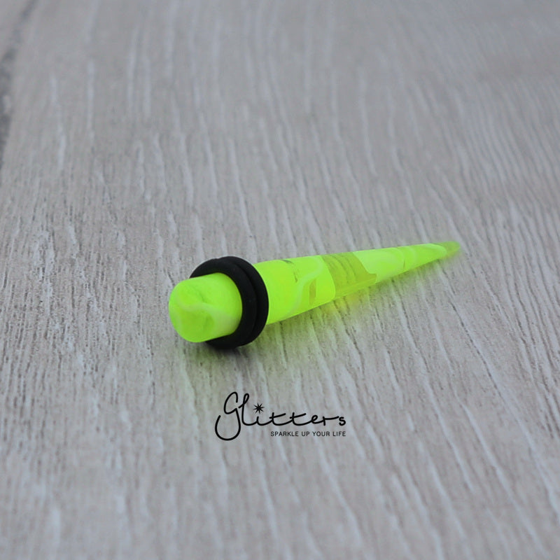 UV Acrylic Straight Marble Ear Stretchers-Green-Body Piercing Jewellery, Ear Stretcher, Plug, Sale-pl0010-g-Glitters