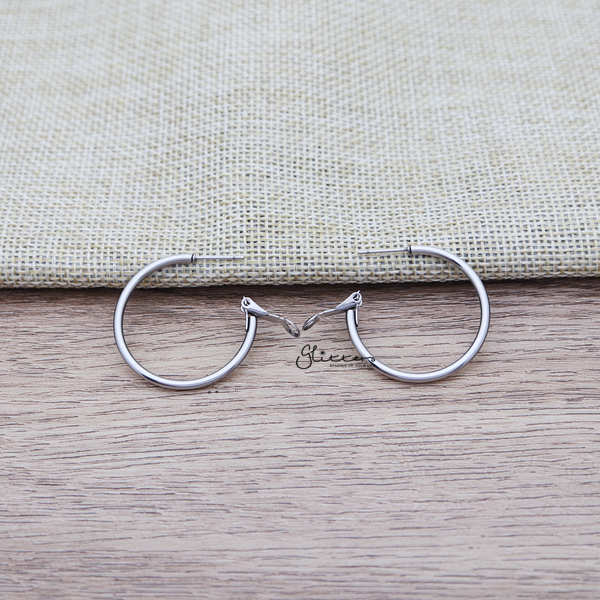 Stainless Steel Plain Wire Circle Hoop Women's Earrings - Silver-earrings, Hoop Earrings, Huggie Earrings, Jewellery, Stainless Steel, Women's Earrings, Women's Jewellery-ER0080-S-01-Glitters